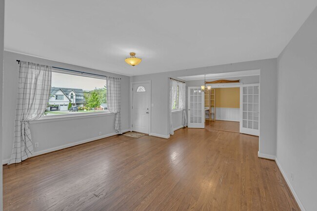 Foto del edificio - 1501 Clifton Ln