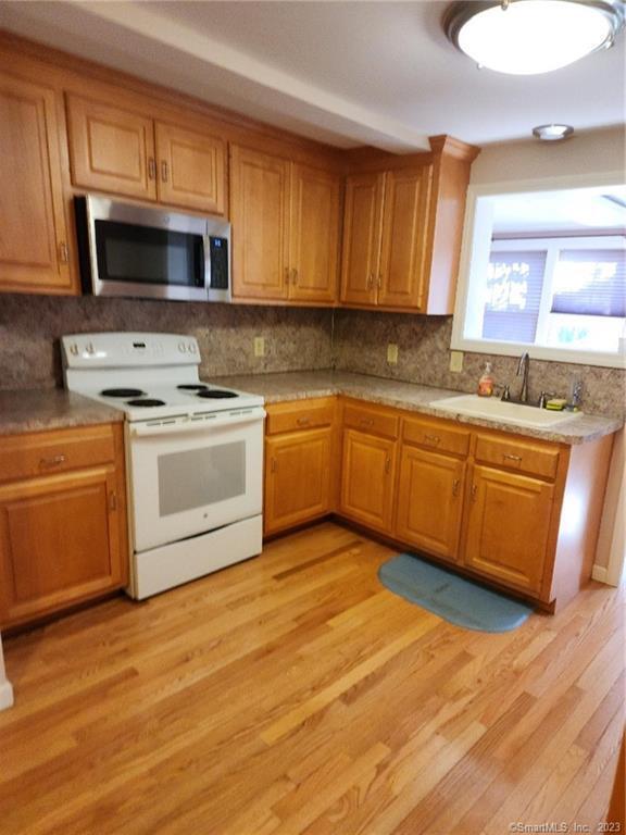 Foto del edificio - 93 Berlin Ave