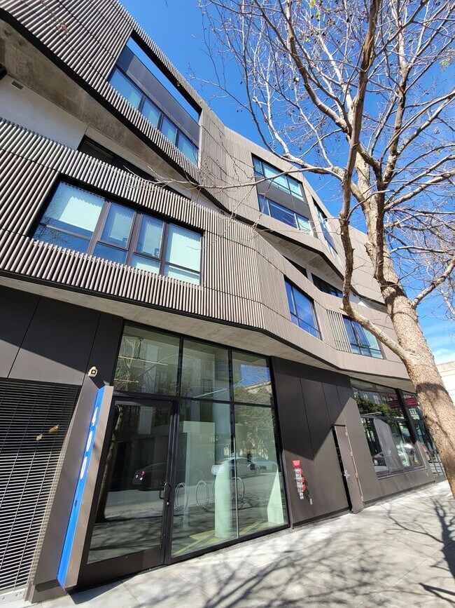 Foto del edificio - Hayes Valley Cozy "Furnished" Studio!