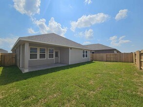 Building Photo - 8419 Tranquil Bay Ct