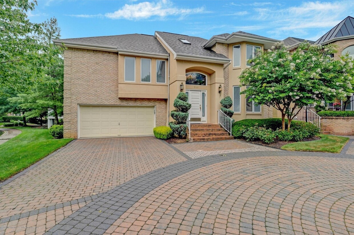Foto principal - 248 Navesink Ct