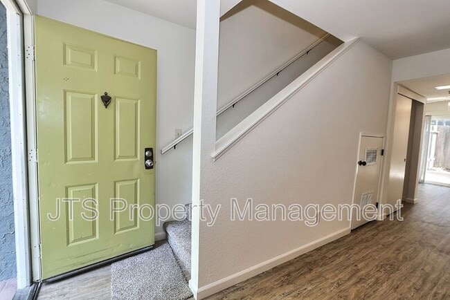 Building Photo - 5848 Alorn Ln