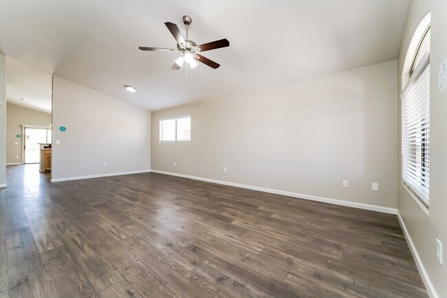 Foto del edificio - 6887 W Brightwater Way