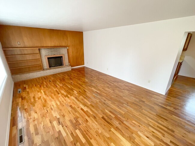 Foto del edificio - 3 Bedroom, 2 Bath Moyina Heights Home ** P...