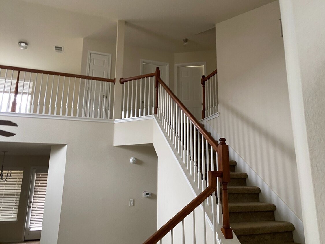Building Photo - 5104 Lions Gate Ln