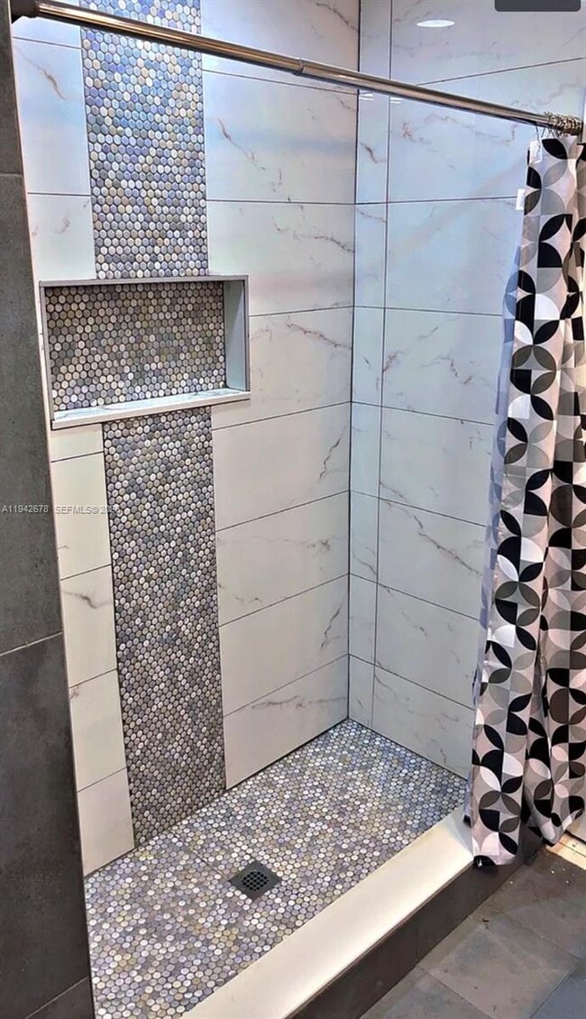 Building Photo - 5181 NE 16th Ave