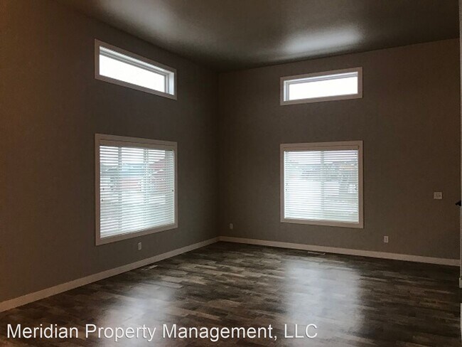 Building Photo - 4 br, 3 bath House - 2602 6th St W