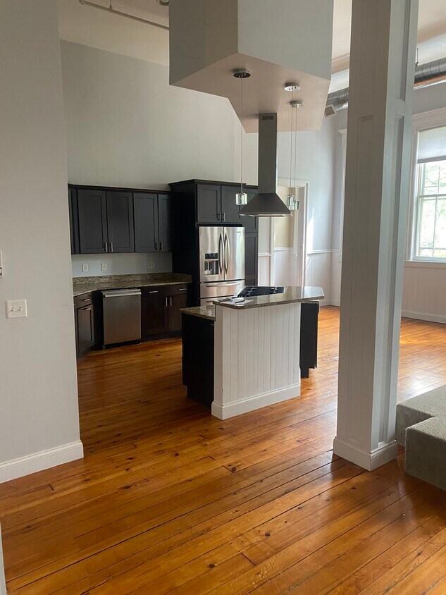 87 W Market St Unit 201, Corning, NY 14830 Apartments in Corning, NY
