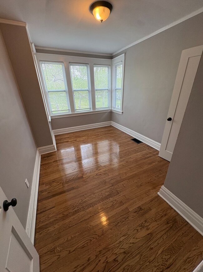 Foto del edificio - Christy 1