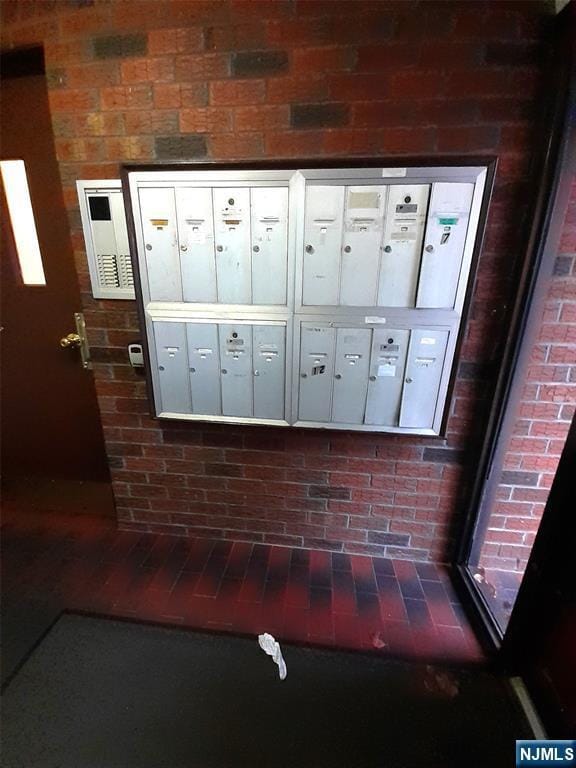 Building Photo - 116 71st St