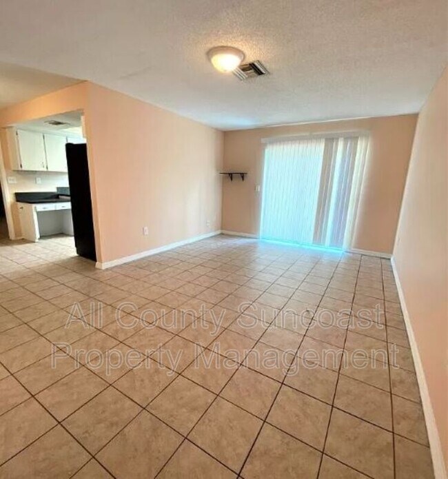 Foto del edificio - 2131 W Greenhollow Dr