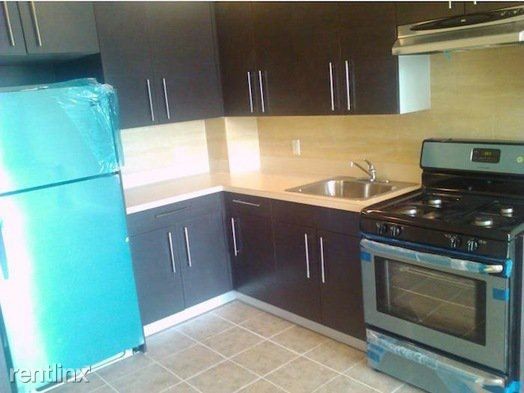 Building Photo - 1 br, 1 bath  - 6713 Austin St 3F