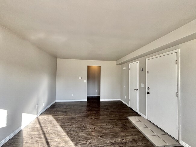 Building Photo - 7875 S 3800 W