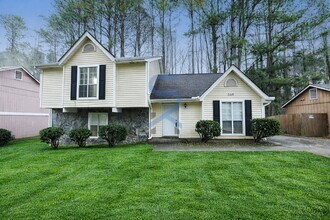 Building Photo - 569 Utoy Cir SW