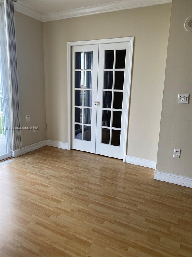 Foto del edificio - 1 Glen Royal Pkwy