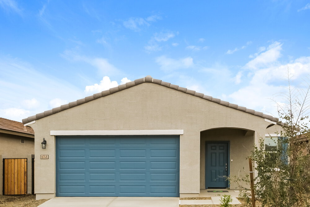 Foto principal - 6748 W Gaby Rd