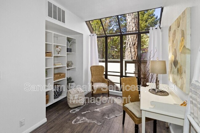 Foto del edificio - 1083 Foxchase Dr