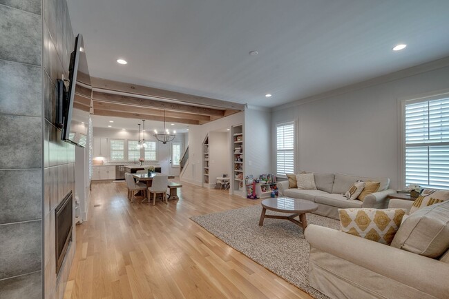 Foto del edificio - **Newly constructed beautiful home - locat...