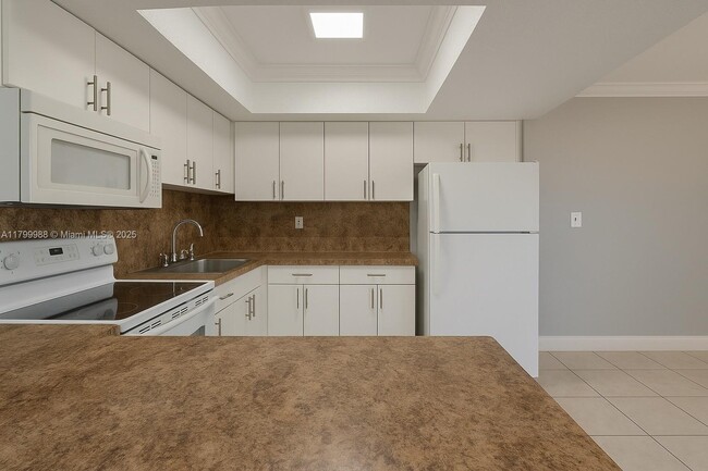 Foto del edificio - 5150 W 12th Ave