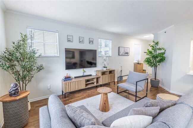 Foto del edificio - 3255 NE 184th St