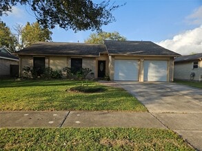 Building Photo - 2704 Orion Dr