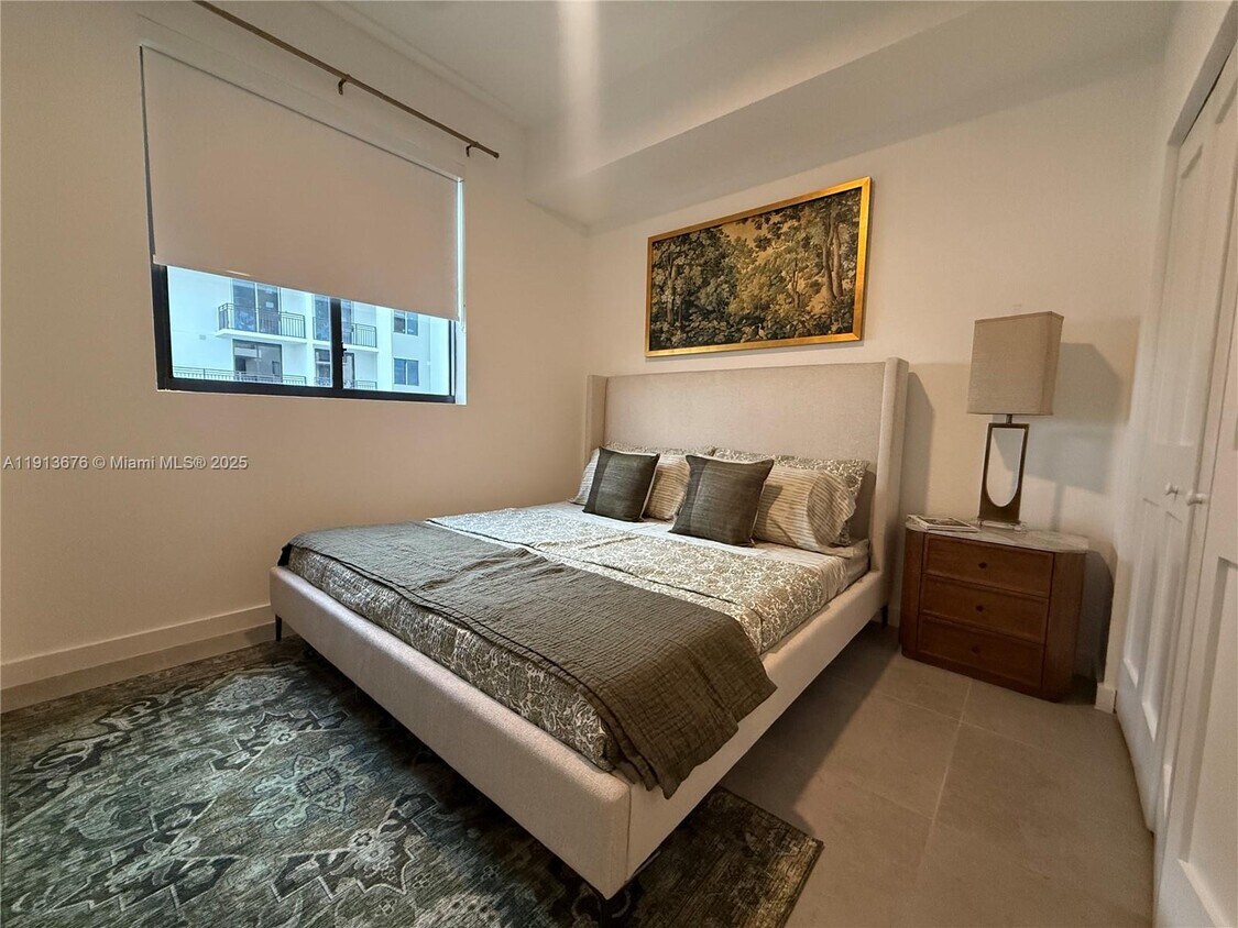 Foto principal - 2001 Van Buren St