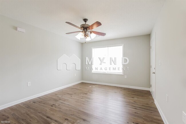 Building Photo - 3 br, 2 bath House - 820 Clarence Jordan Ct