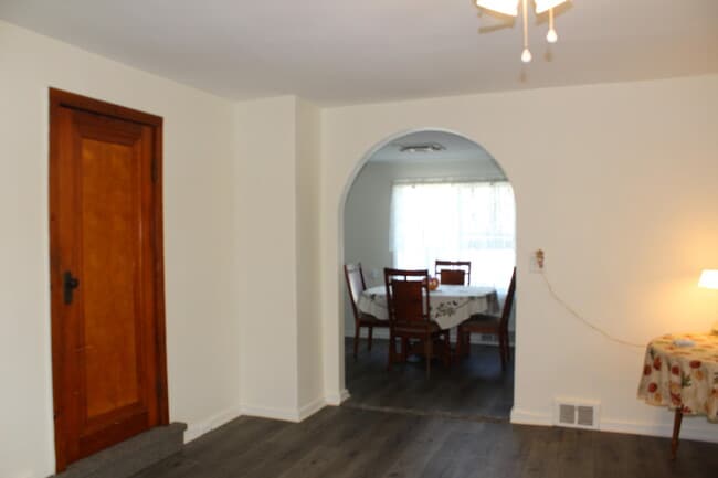 Foto del edificio - 7945 Willow Rd