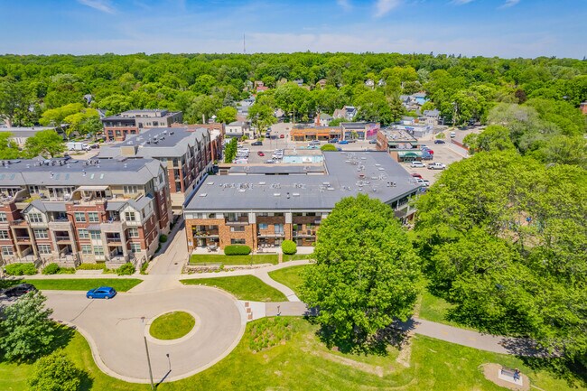 Foto del edificio - Wingra West Apartments