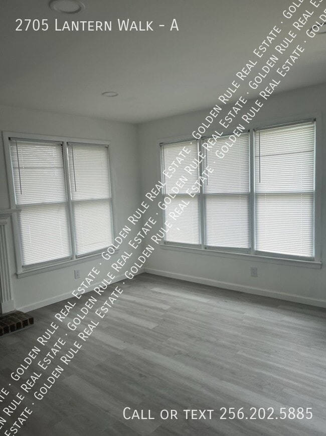 Building Photo - 2705 Lantern Walk SE