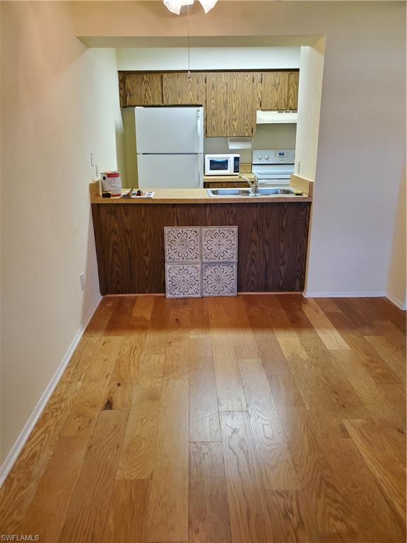 Building Photo - 13134 Feather Sound Dr