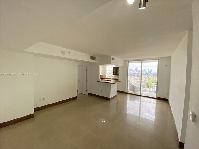 Foto del edificio - 1 Glen Royal Pkwy