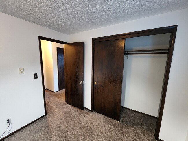 Foto del edificio - 2500 Howard Ave