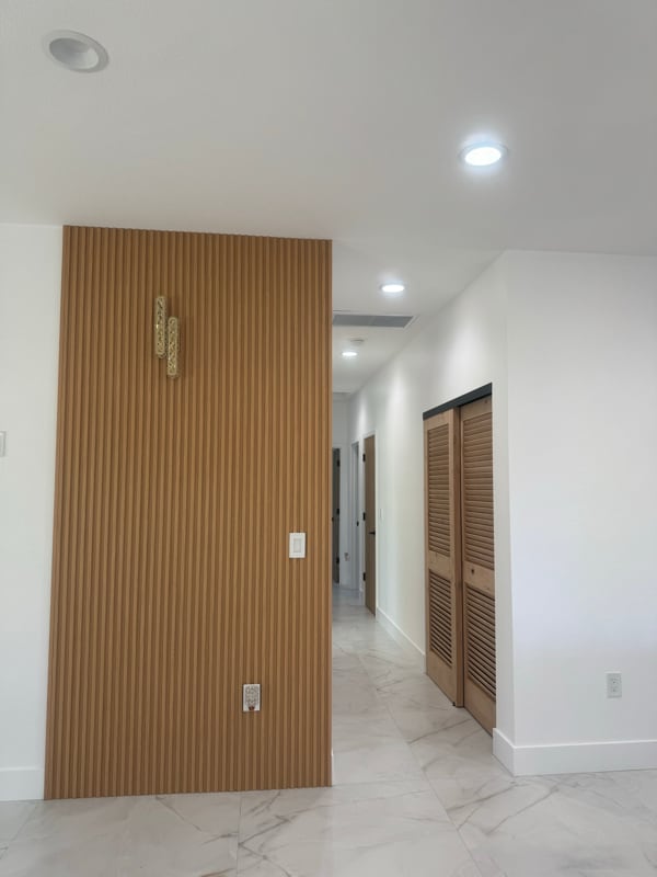 Building Photo - 604 S Vicki Ln