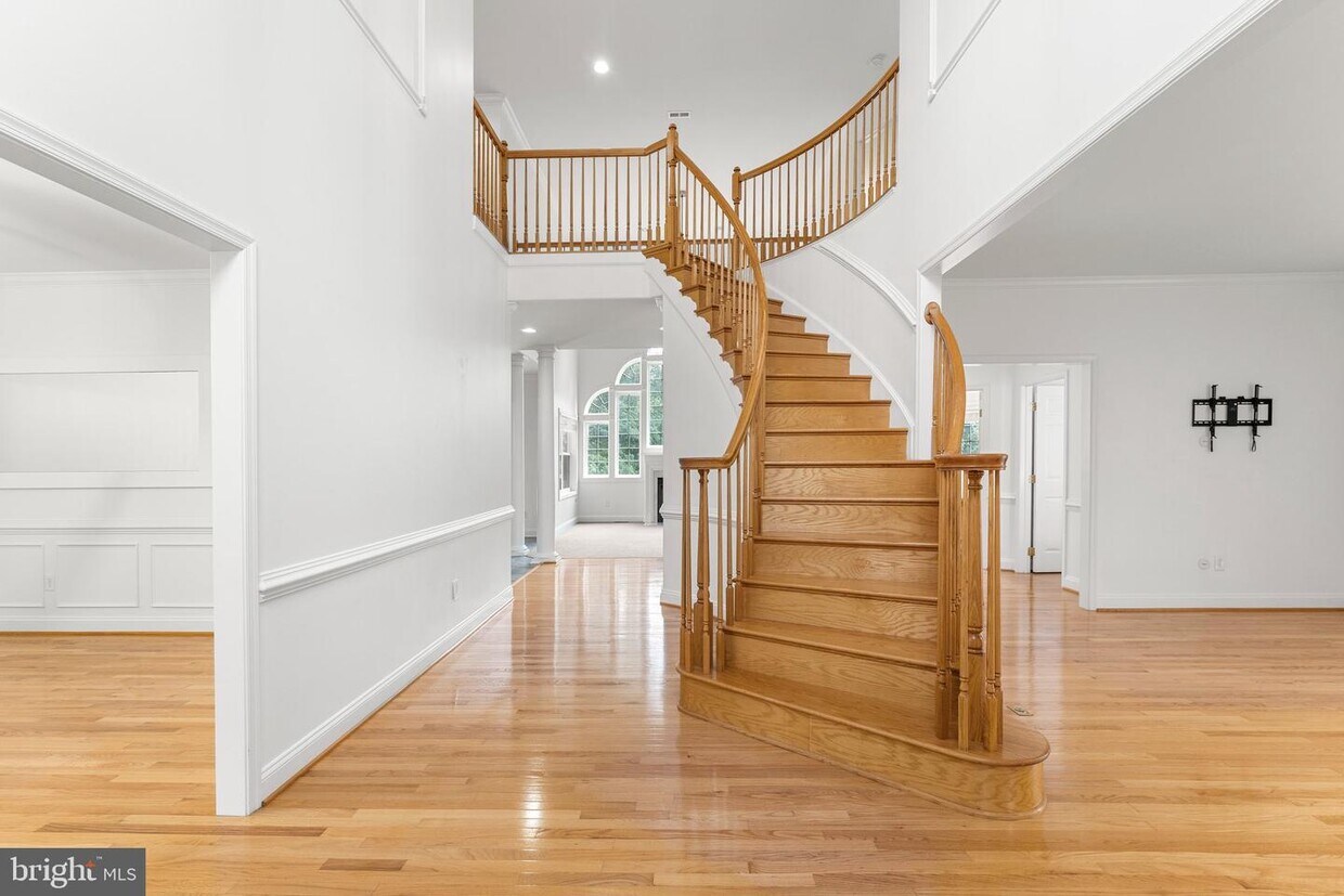 Foto principal - 70 Sentinel Ridge Ln