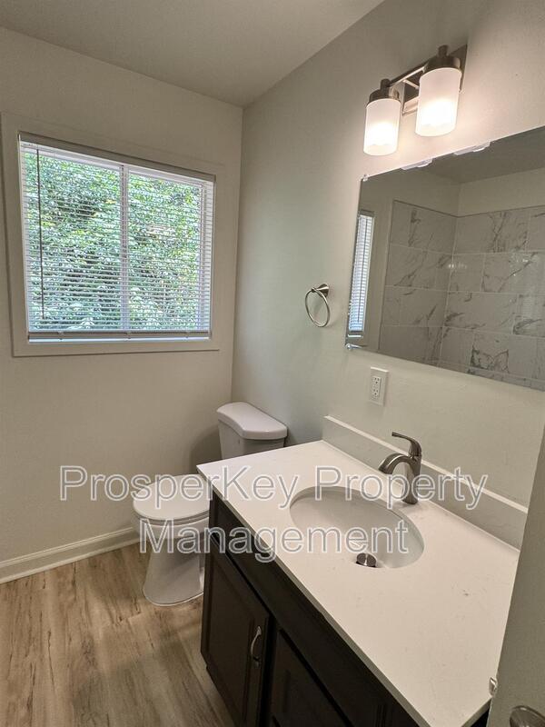 Foto del edificio - 5217 Dana Dr