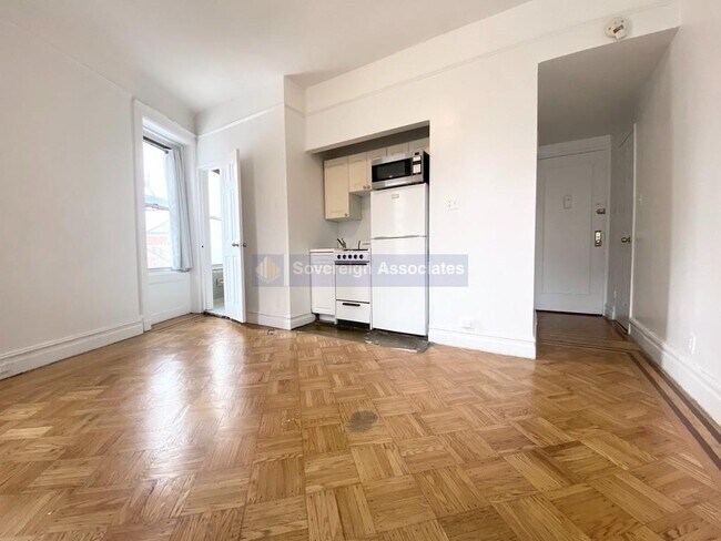 Foto del edificio - 936 West End Ave