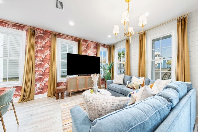 Building Photo - 19901 Charlie Claude Dr