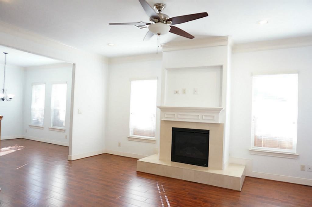 Primary Photo - 10217 Brooktree Dr