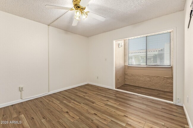 Foto del edificio - 3002 N 70th St