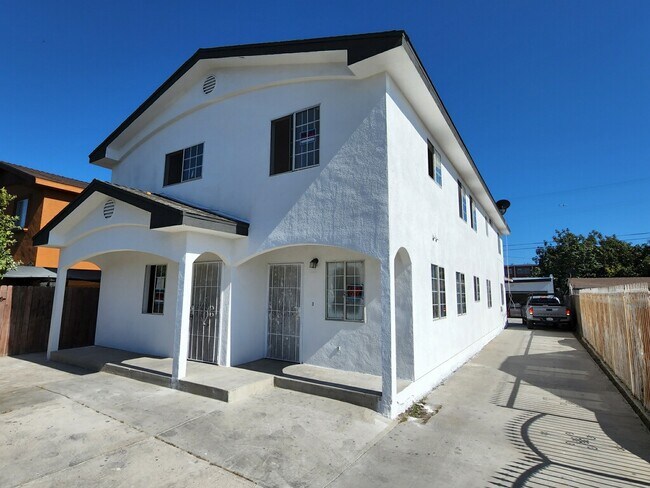 Foto del edificio - 330 E 76th St