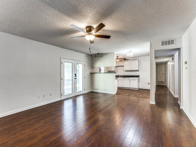 Building Photo - Burleson, TX - House - $1,745.00 Available...