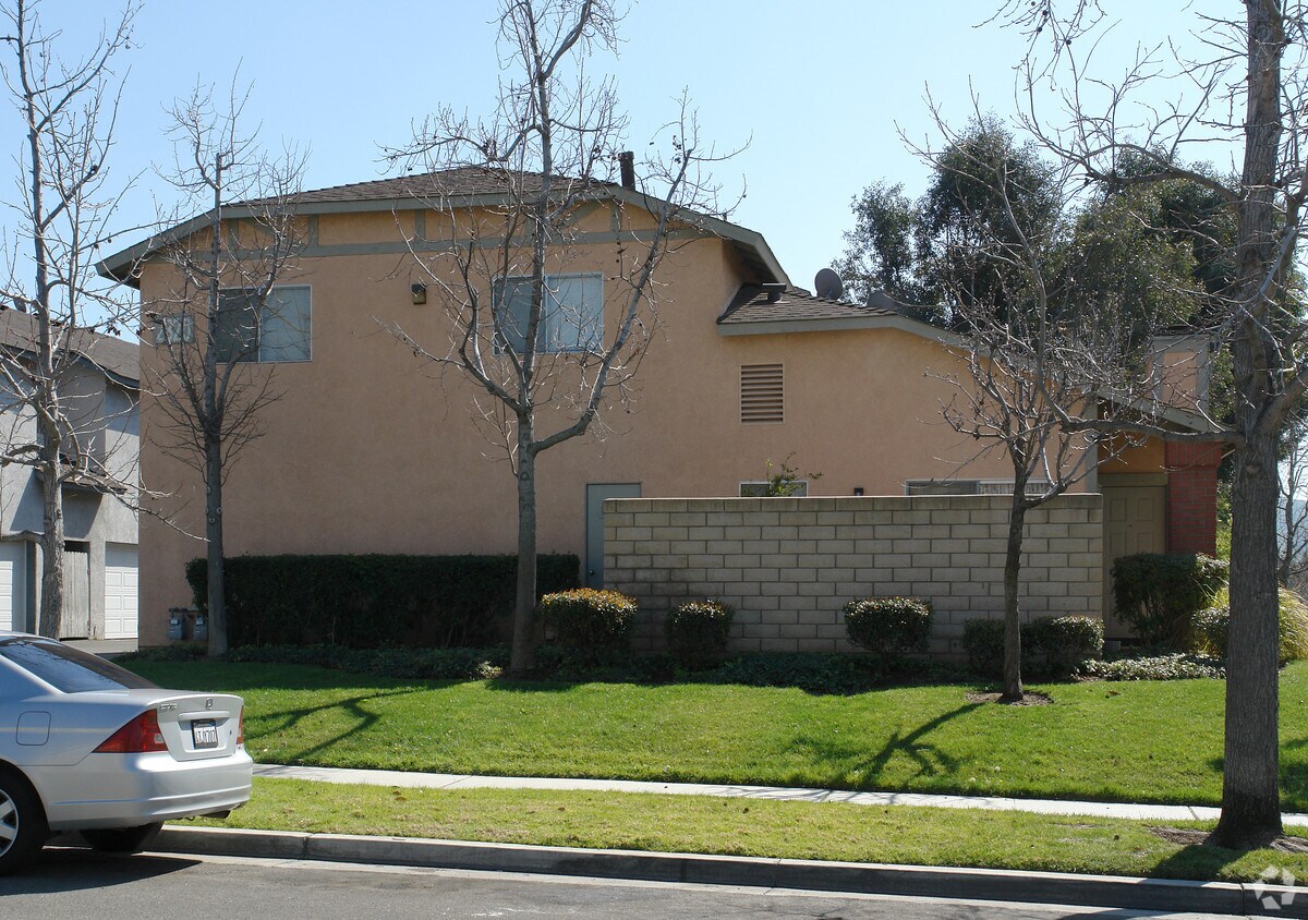 Foto del edificio - 2320 Benidorm Cir