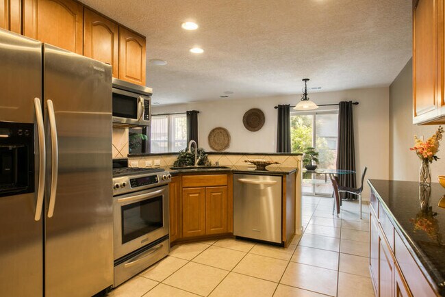 Building Photo - 10932 Fort Scott Trail NE