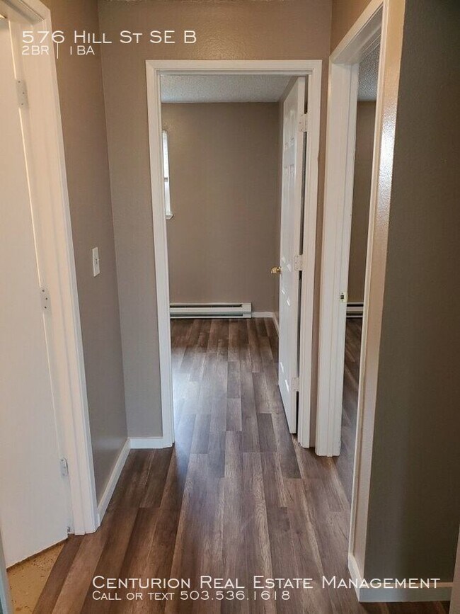 Foto del edificio - 576 Hill St SE