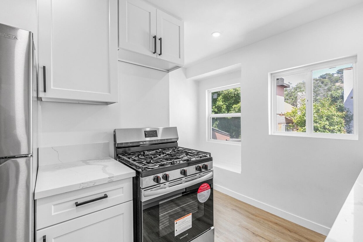 Primary Photo - 4021 Griffin Ave