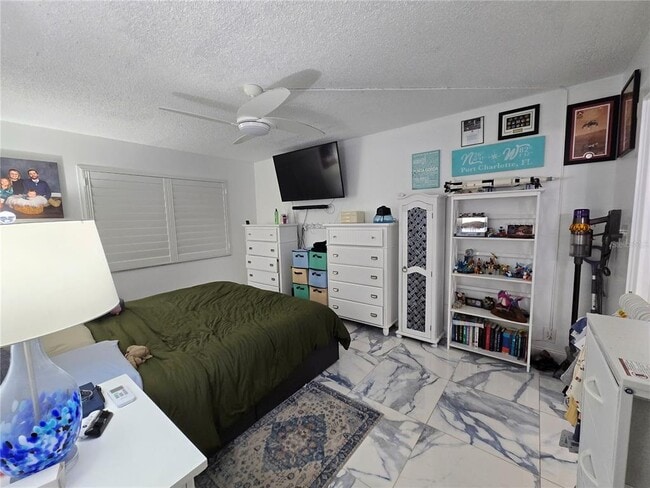 Building Photo - 19505 Quesada Ave