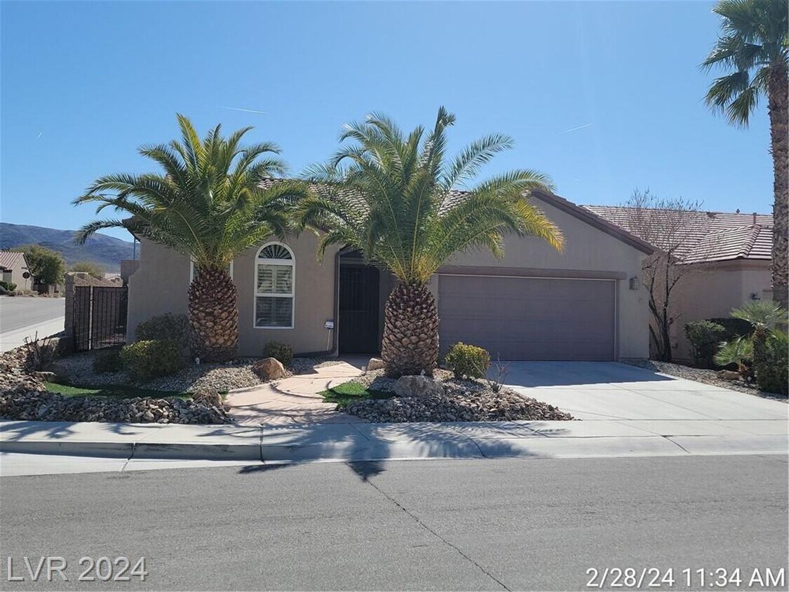 2349 Canyonville Dr, Henderson, NV 89044 House Rental in Henderson