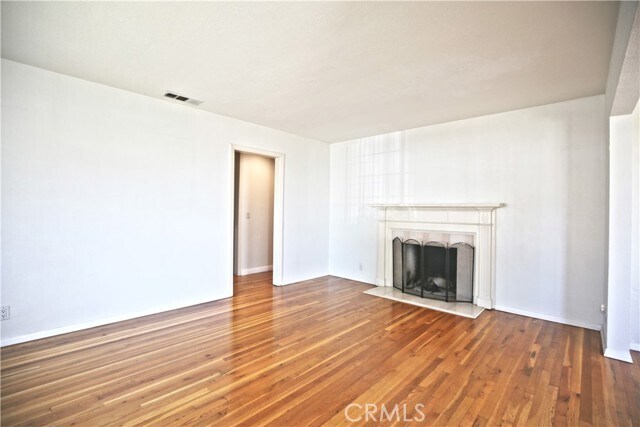 Building Photo - 1112 S Cordova St