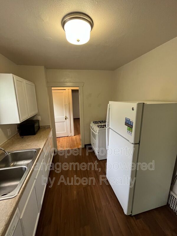 Foto del edificio - 714 E 55th St.